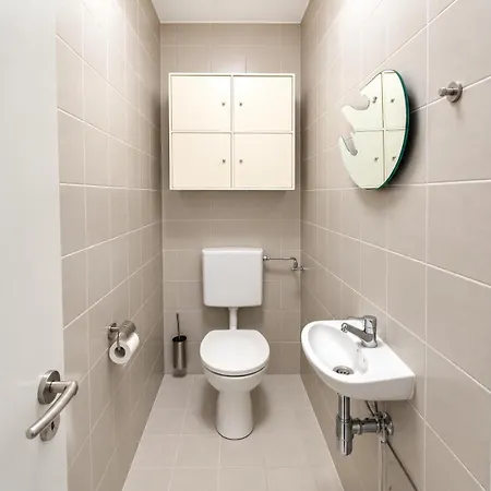 Apartament Stylish With Loggia & Garage Graz